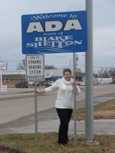 Blake Shelton Sign In Ada, Oklahoma