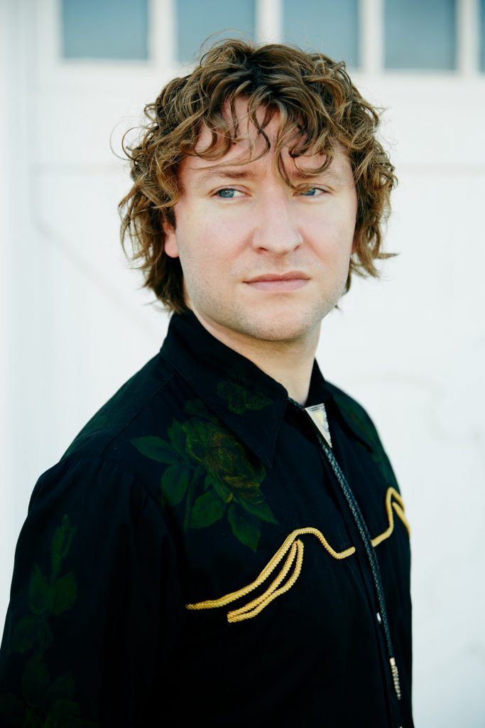 Paisley Fields Launches North American/Canadian “Glitter & Sawdust