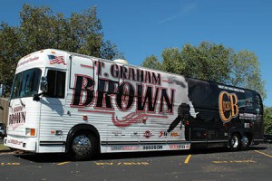 T.-Graham-Brown-tour-bus-wrap-Dec15